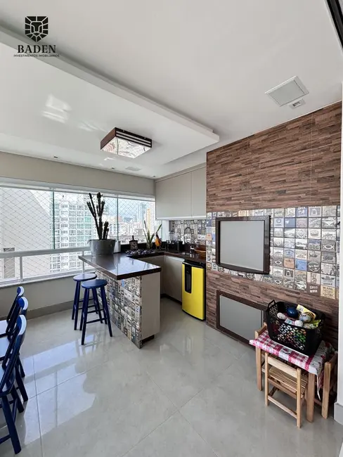 Apartamento com 4 quartos à venda, 180m2 em Centro, Balneario Camboriu - SC - imagem 5 Foto 5 de Apartamento com 4 quartos à venda, 180m2 em Centro, Balneario Camboriu - SC