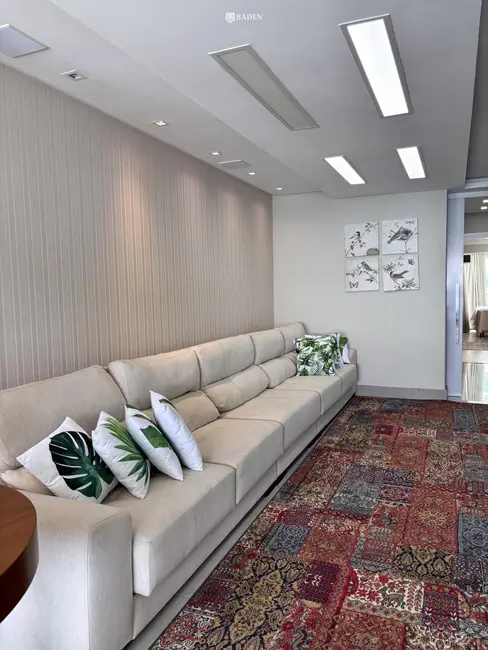 Foto 2 de Apartamento com 4 quartos à venda, 180m2 em Centro, Balneario Camboriu - SC