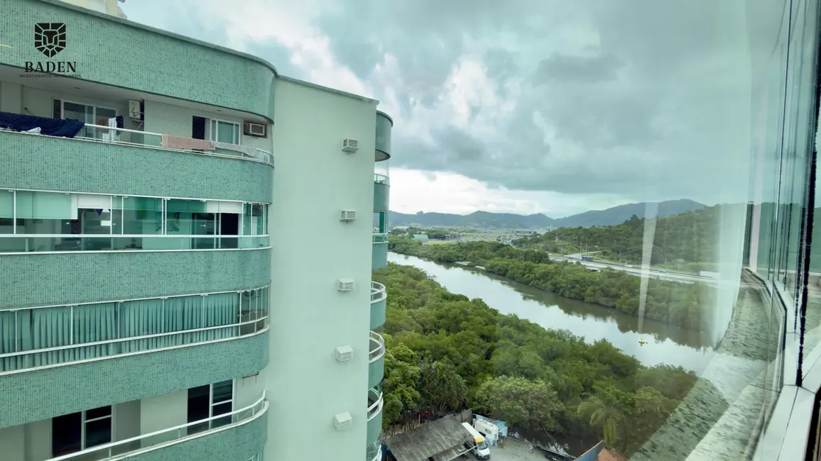 Foto 9 de Apartamento com 3 quartos à venda, 130m2 em Centro, Balneario Camboriu - SC