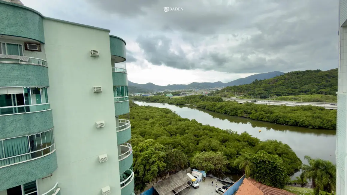 Foto 9 de Apartamento com 3 quartos à venda, 130m2 em Centro, Balneario Camboriu - SC