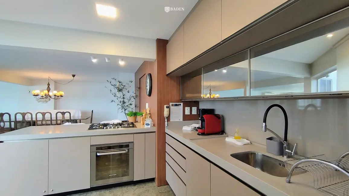 Foto 8 de Cobertura com 5 quartos à venda, 336m2 em Centro, Balneario Camboriu - SC