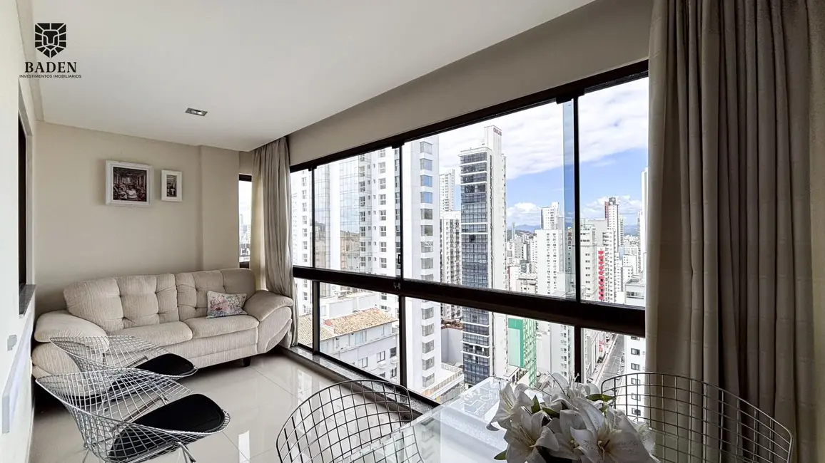 Foto 4 de Apartamento com 3 quartos à venda, 135m2 em Centro, Balneario Camboriu - SC