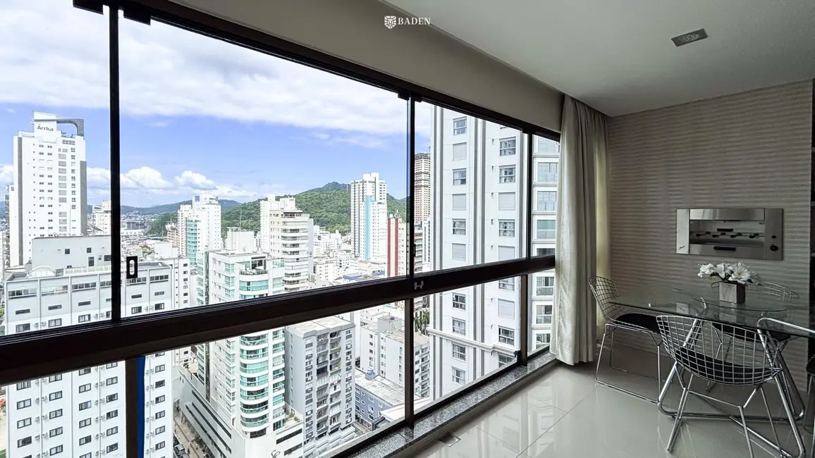Foto 2 de Apartamento com 3 quartos à venda, 135m2 em Centro, Balneario Camboriu - SC