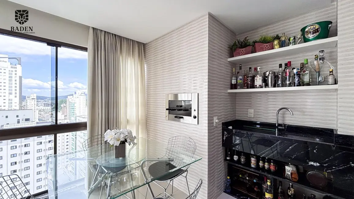 Foto 5 de Apartamento com 3 quartos à venda, 135m2 em Centro, Balneario Camboriu - SC