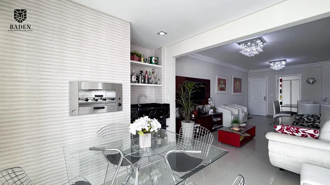 Foto 9 de Apartamento com 3 quartos à venda, 135m2 em Centro, Balneario Camboriu - SC