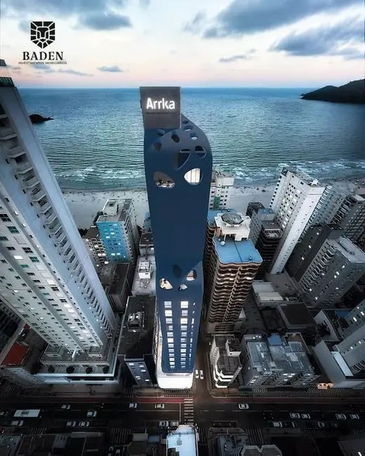 Apartamento com 4 quartos à venda, 161m2 em Centro, Balneario Camboriu - SC - imagem 1 Foto 1 de Apartamento com 4 quartos à venda, 161m2 em Centro, Balneario Camboriu - SC