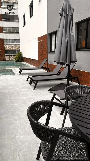 Apartamento com 3 quartos à venda, 104m2 em Centro, Balneario Camboriu - SC - imagem 4 Foto 4 de Apartamento com 3 quartos à venda, 104m2 em Centro, Balneario Camboriu - SC