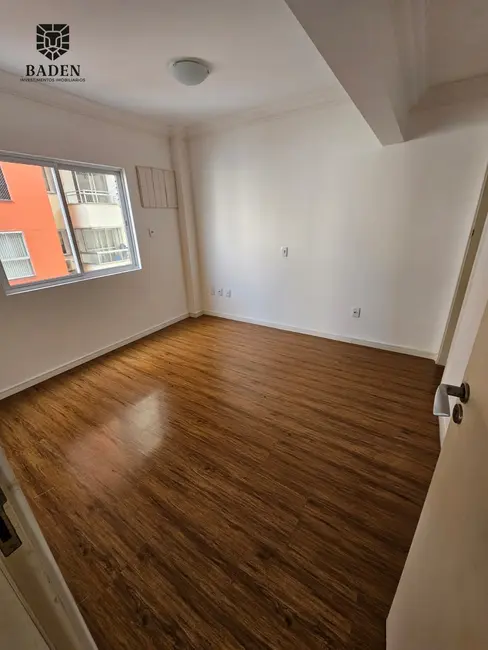 Foto 7 de Apartamento com 3 quartos à venda, 100m2 em Centro, Balneario Camboriu - SC