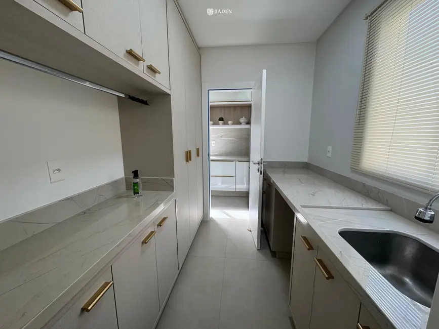 Foto 5 de Apartamento com 3 quartos à venda, 125m2 em Centro, Balneario Camboriu - SC