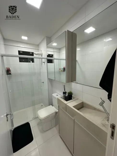 Foto 5 de Apartamento com 2 quartos à venda, 64m2 em Itapema - SC