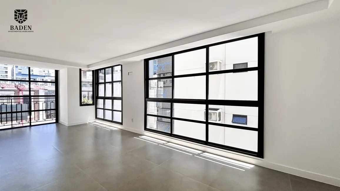 Foto 2 de Apartamento com 3 quartos à venda, 99m2 em Centro, Balneario Camboriu - SC