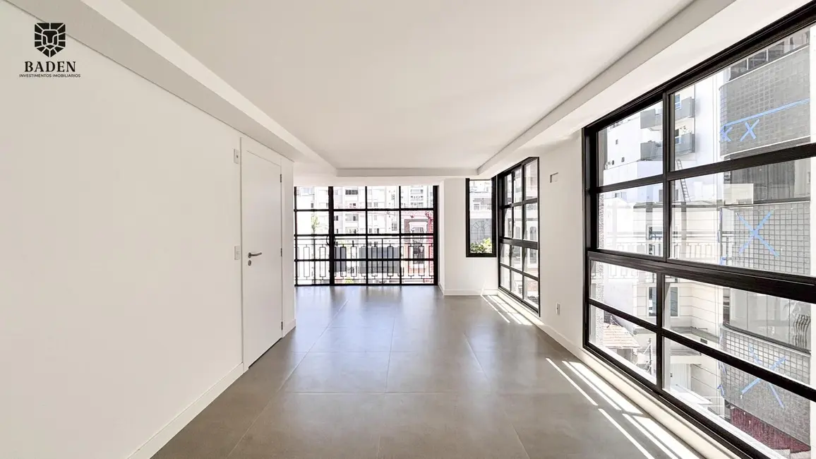 Foto 1 de Apartamento com 3 quartos à venda, 99m2 em Centro, Balneario Camboriu - SC