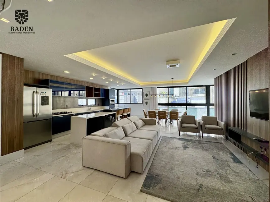 Foto 2 de Apartamento com 3 quartos à venda, 150m2 em Centro, Balneario Camboriu - SC