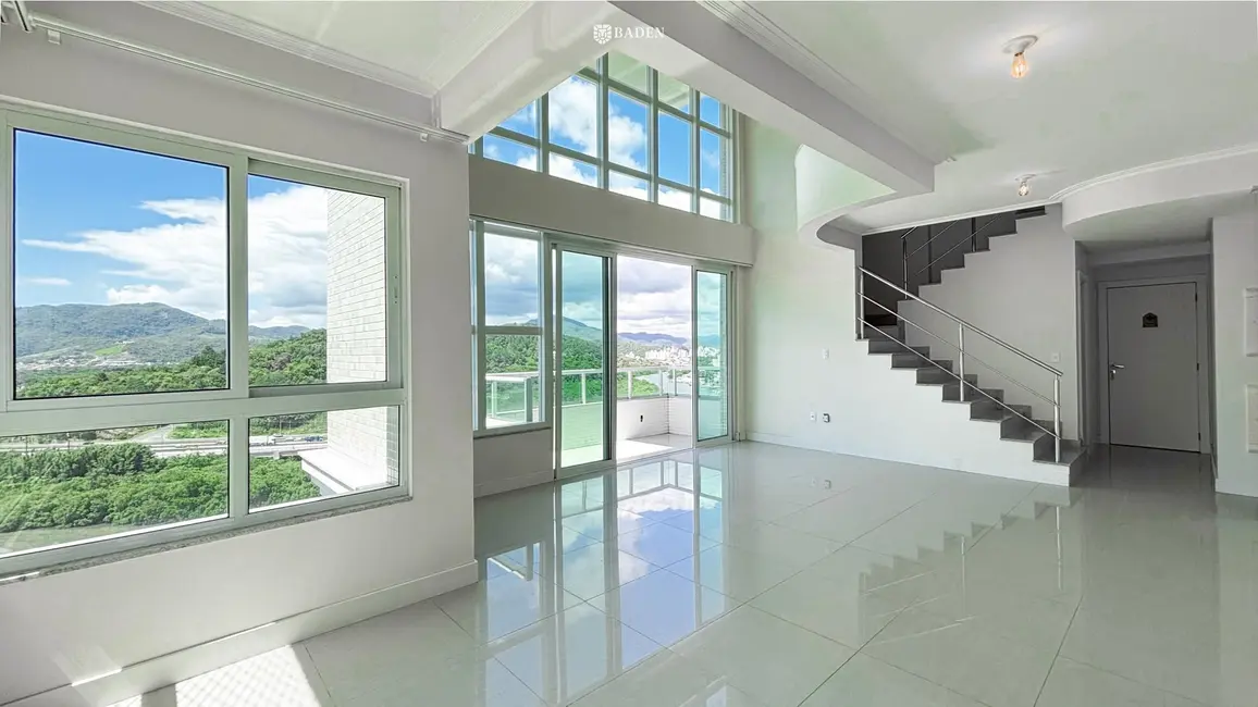Foto 9 de Apartamento com 3 quartos à venda, 139m2 em Centro, Balneario Camboriu - SC