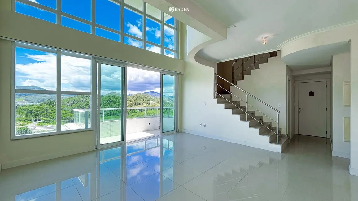 Foto 1 de Apartamento com 3 quartos à venda, 139m2 em Centro, Balneario Camboriu - SC