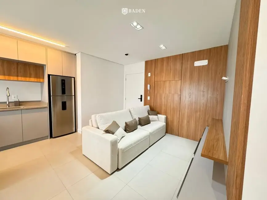 Apartamento com 2 quartos para alugar, 84m2 em Itajai - SC - imagem 3 Foto 3 de Apartamento com 2 quartos para alugar, 84m2 em Itajai - SC