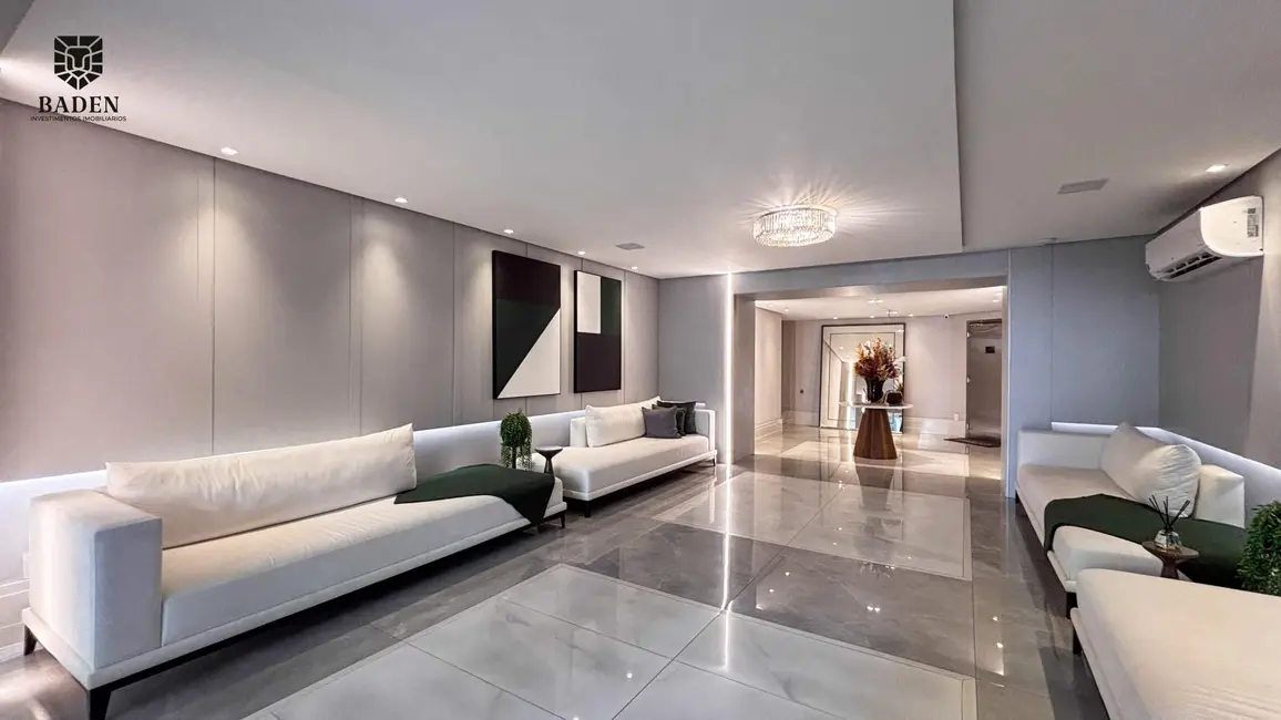 Foto 4 de Apartamento com 3 quartos à venda, 135m2 em Centro, Balneario Camboriu - SC