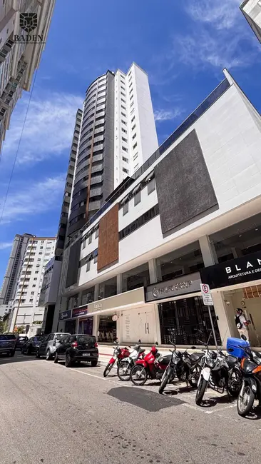 Foto 1 de Apartamento com 3 quartos à venda, 150m2 em Centro, Balneario Camboriu - SC