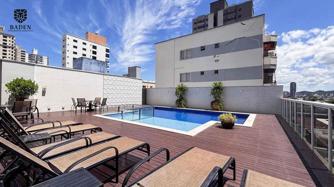 Foto 2 de Apartamento com 3 quartos à venda, 150m2 em Centro, Balneario Camboriu - SC