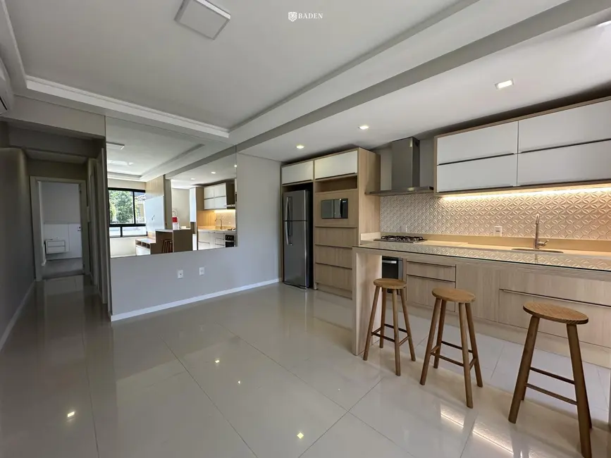 Foto 1 de Apartamento com 2 quartos para alugar, 69m2 em Praia dos Amores, Balneario Camboriu - SC