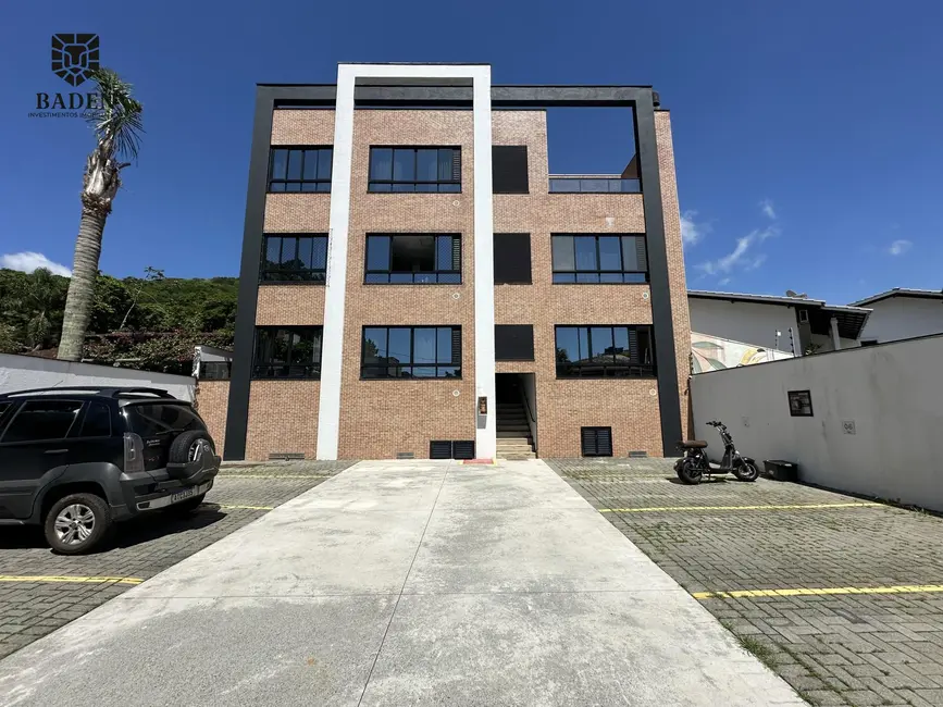 Apartamento com 2 quartos para alugar, 69m2 em Praia dos Amores, Balneario Camboriu - SC - imagem 6 Foto 6 de Apartamento com 2 quartos para alugar, 69m2 em Praia dos Amores, Balneario Camboriu - SC