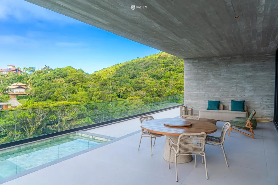 Foto 2 de Casa com 3 quartos à venda, 470m2 em Garopaba - SC