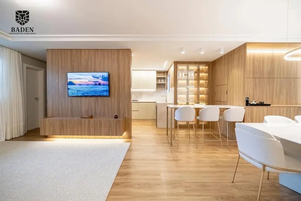 Foto 3 de Apartamento com 3 quartos à venda, 125m2 em Centro, Balneario Camboriu - SC