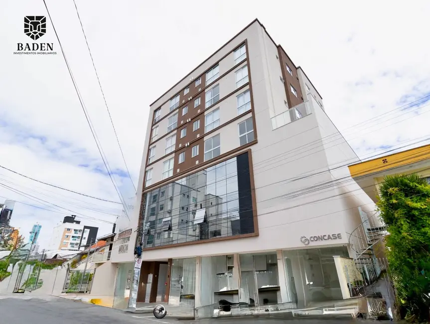 Foto 1 de Sala Comercial com 2 quartos para alugar, 63m2 em Nações, Balneario Camboriu - SC