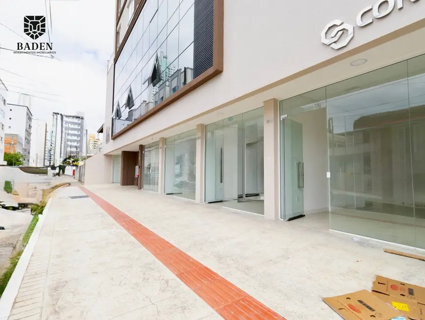 Foto 2 de Sala Comercial com 2 quartos para alugar, 63m2 em Nações, Balneario Camboriu - SC