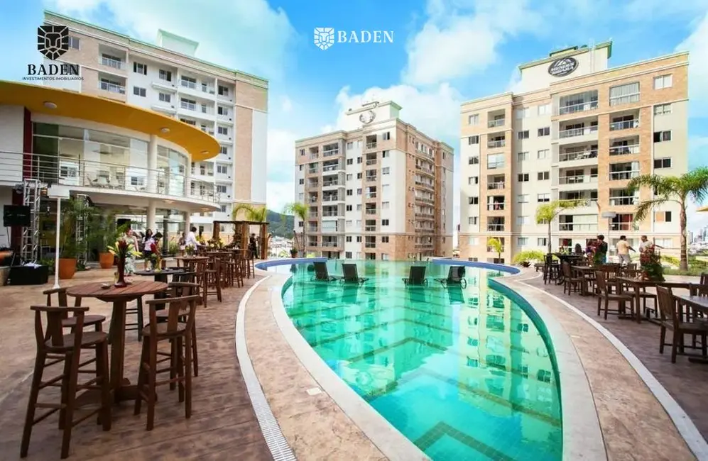 Foto 3 de Apartamento com 2 quartos à venda, 74m2 em Camboriu - SC