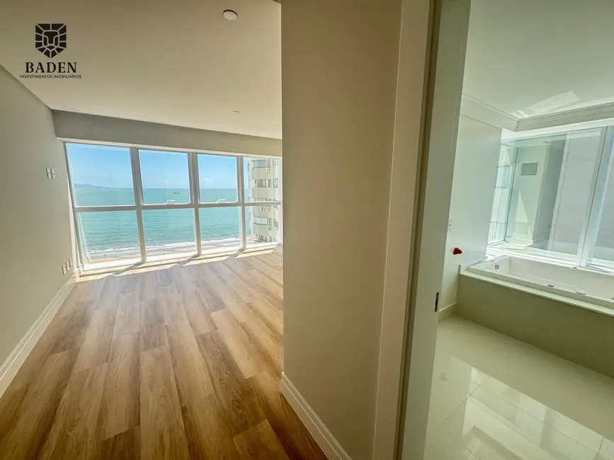 Foto 3 de Apartamento com 4 quartos à venda, 200m2 em Balneario Camboriu - SC