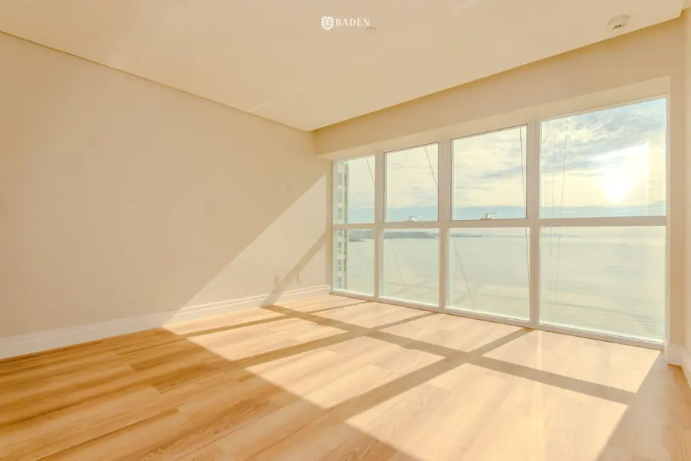 Foto 1 de Apartamento com 4 quartos à venda, 194m2 em Balneario Camboriu - SC