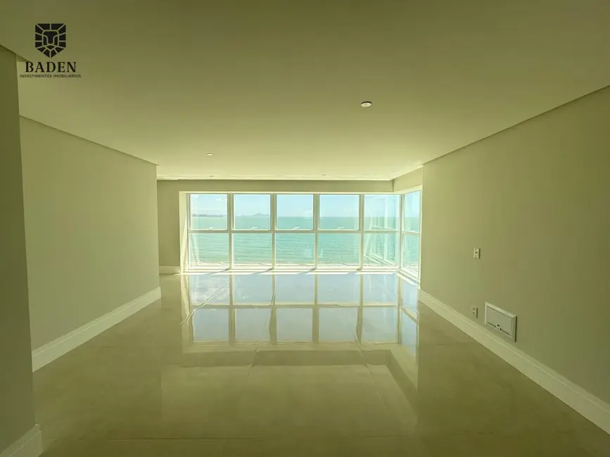 Foto 2 de Apartamento com 4 quartos à venda, 200m2 em Balneario Camboriu - SC
