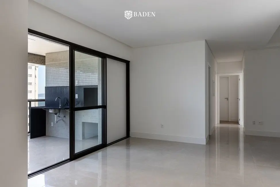 Foto 7 de Apartamento com 3 quartos à venda, 119m2 em Itapema - SC