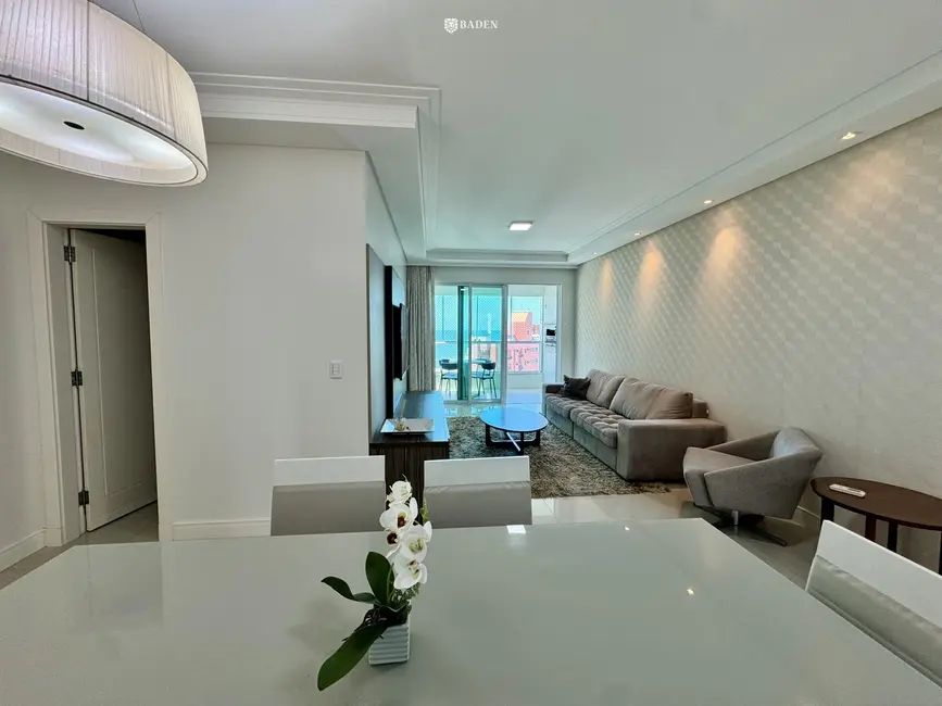 Foto 2 de Apartamento com 4 quartos para alugar, 144m2 em Centro, Balneario Camboriu - SC
