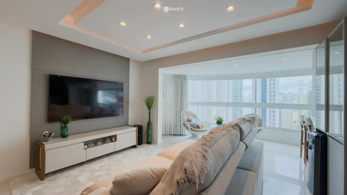 Apartamento com 3 quartos à venda, 128m2 em Pioneiros, Balneario Camboriu - SC - imagem 6 Foto 6 de Apartamento com 3 quartos à venda, 128m2 em Pioneiros, Balneario Camboriu - SC
