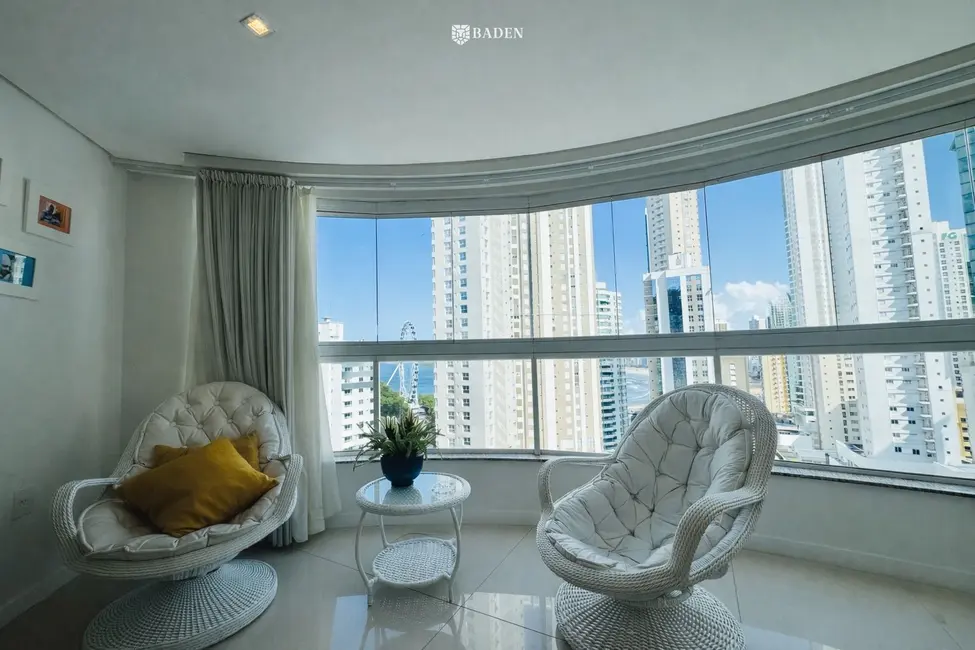 Foto 9 de Apartamento com 3 quartos à venda, 128m2 em Pioneiros, Balneario Camboriu - SC