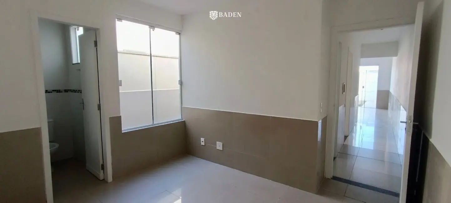 Casa com 2 quartos à venda, 58m2 em Itapema - SC - imagem 9 Foto 9 de Casa com 2 quartos à venda, 58m2 em Itapema - SC