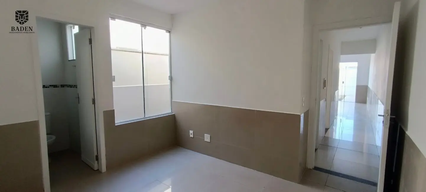 Foto 9 de Casa com 2 quartos à venda, 58m2 em Itapema - SC