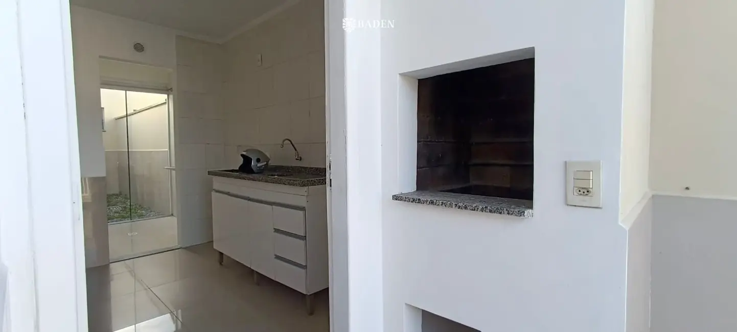 Casa com 2 quartos à venda, 58m2 em Itapema - SC - imagem 5 Foto 5 de Casa com 2 quartos à venda, 58m2 em Itapema - SC