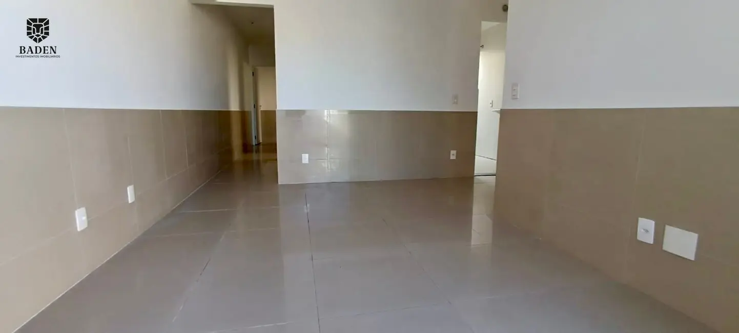 Foto 8 de Casa com 2 quartos à venda, 58m2 em Itapema - SC