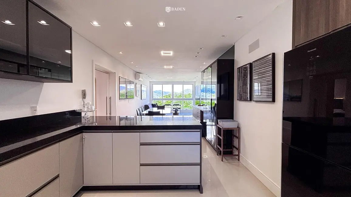 Foto 5 de Apartamento com 4 quartos à venda, 151m2 em Balneario Camboriu - SC