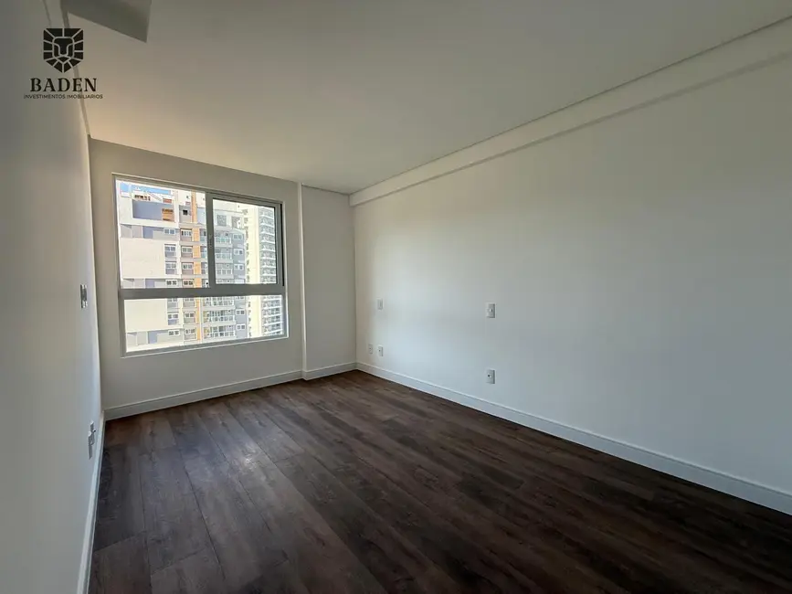 Foto 4 de Apartamento com 3 quartos à venda, 88m2 em Itajai - SC