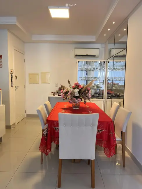 Foto 3 de Apartamento com 2 quartos à venda, 67m2 em Nações, Balneario Camboriu - SC
