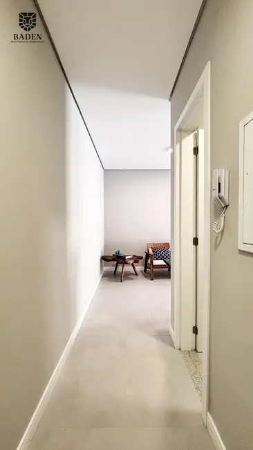 Apartamento com 2 quartos para alugar, 72m2 em Praia dos Amores, Balneario Camboriu - SC - imagem 2 Foto 2 de Apartamento com 2 quartos para alugar, 72m2 em Praia dos Amores, Balneario Camboriu - SC