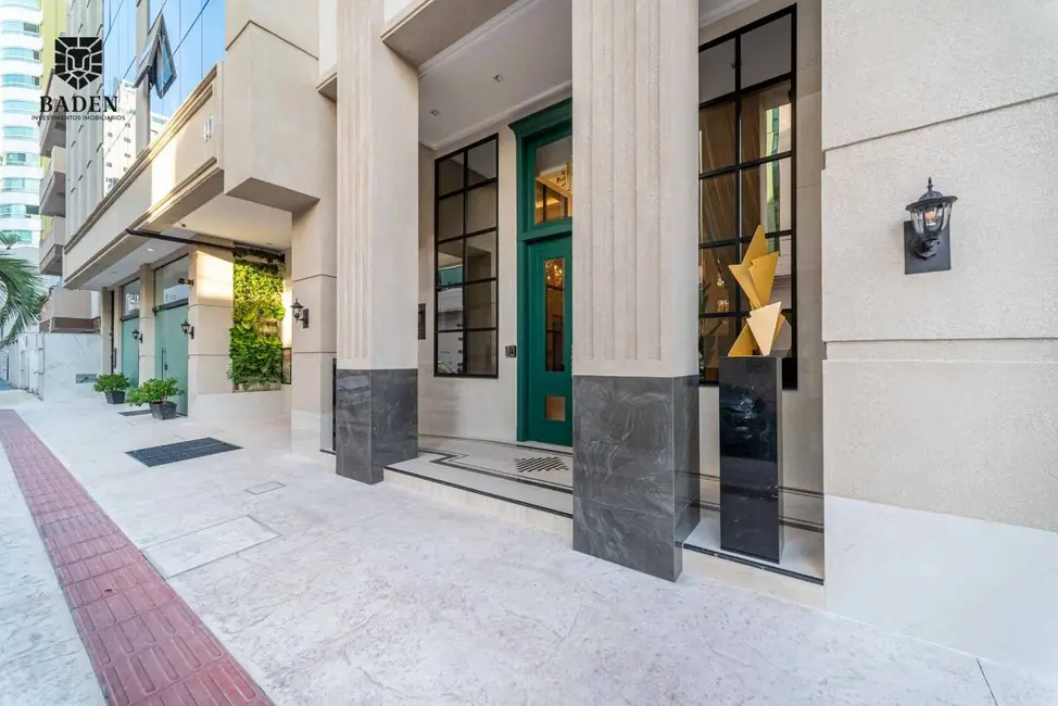 Foto 4 de Apartamento com 4 quartos à venda, 138m2 em Centro, Balneario Camboriu - SC