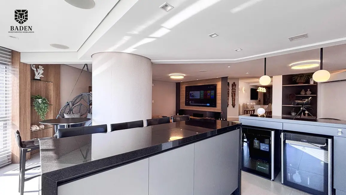 Foto 5 de Apartamento com 4 quartos à venda, 280m2 em Balneario Camboriu - SC