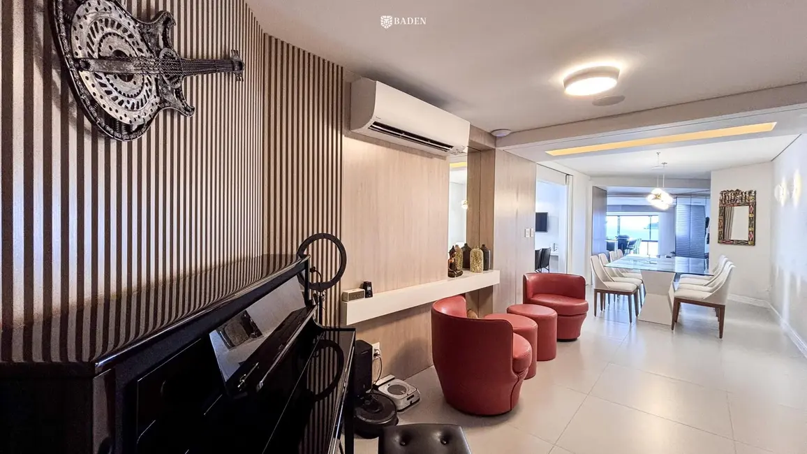 Apartamento com 4 quartos à venda, 280m2 em Balneario Camboriu - SC - imagem 8 Foto 8 de Apartamento com 4 quartos à venda, 280m2 em Balneario Camboriu - SC