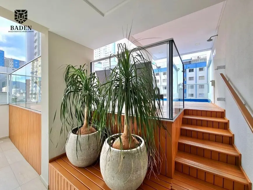 Apartamento com 3 quartos à venda, 120m2 em Centro, Balneario Camboriu - SC - imagem 3 Foto 3 de Apartamento com 3 quartos à venda, 120m2 em Centro, Balneario Camboriu - SC