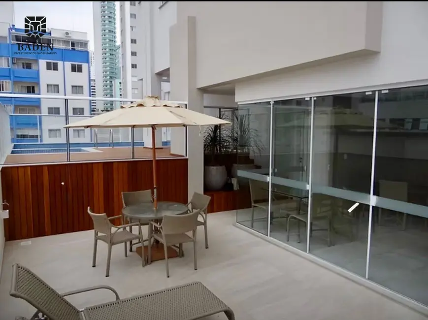 Apartamento com 3 quartos à venda, 120m2 em Centro, Balneario Camboriu - SC - imagem 6 Foto 6 de Apartamento com 3 quartos à venda, 120m2 em Centro, Balneario Camboriu - SC